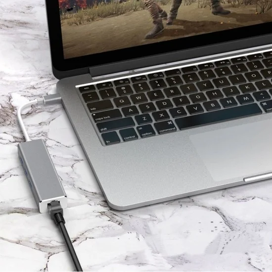 Adaptador Rj45 a USB C + 3 puertos USB