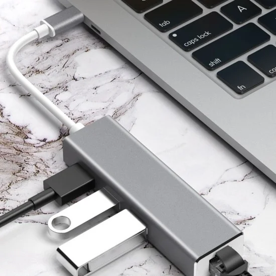 Adaptador Rj45 a USB C + 3 puertos USB