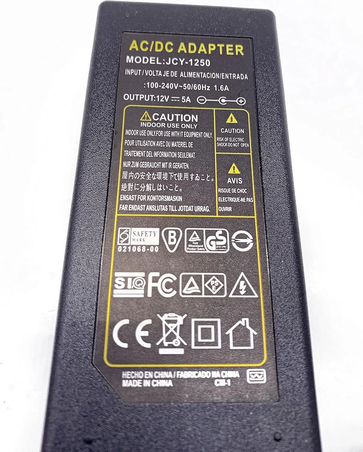 fuente de poder 12V 5A para cámaras LED y módem