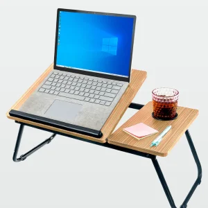 Mesa plegable portátil en madera y metal: ideal para trabajar y relajarte
